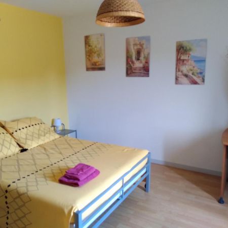 Au Nid De Mes Anges Bed and Breakfast Entrecasteaux Εξωτερικό φωτογραφία