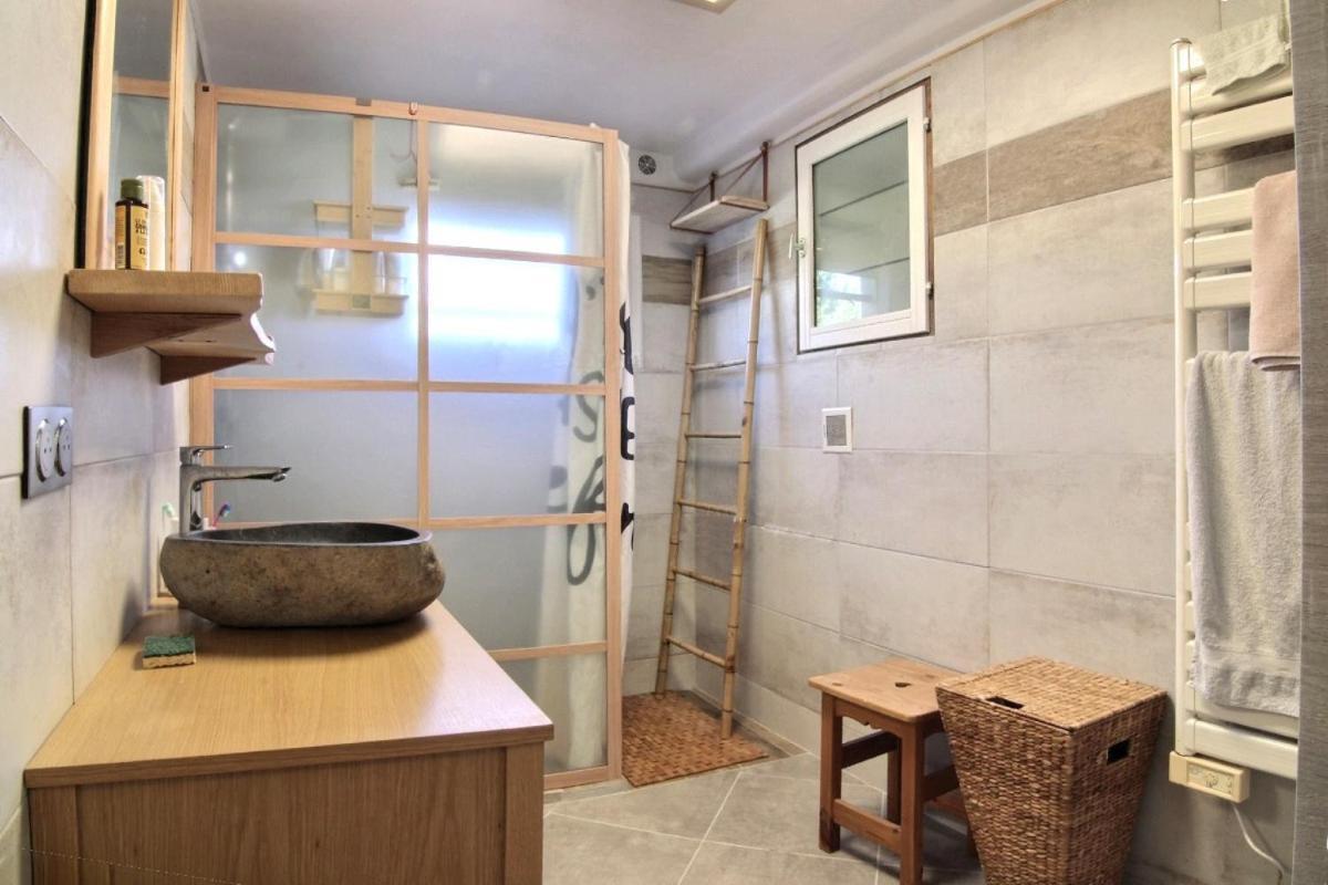 Au Nid De Mes Anges Bed and Breakfast Entrecasteaux Εξωτερικό φωτογραφία