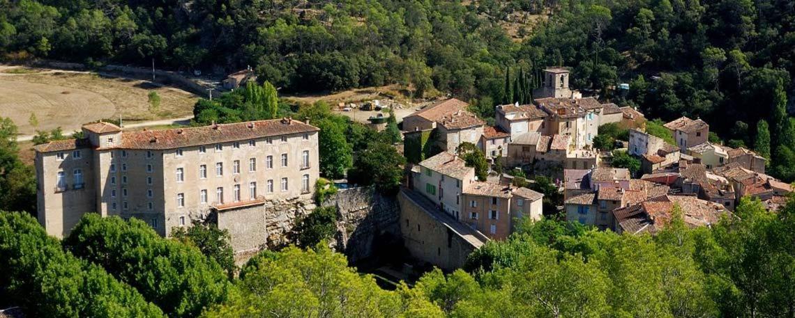 Au Nid De Mes Anges Bed and Breakfast Entrecasteaux Εξωτερικό φωτογραφία